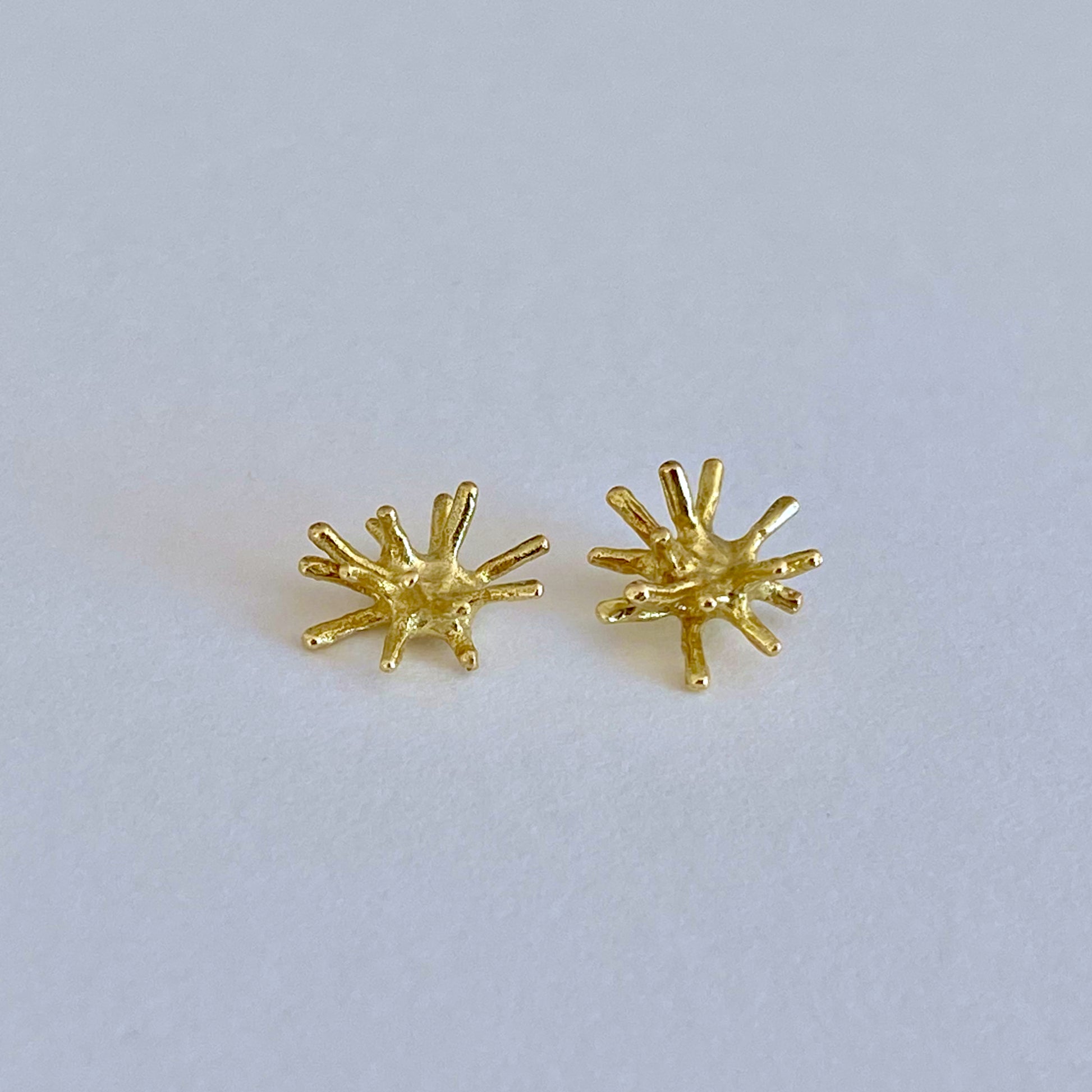 Sea Urchin stud earrings. Handmade 18kt solid gold.
