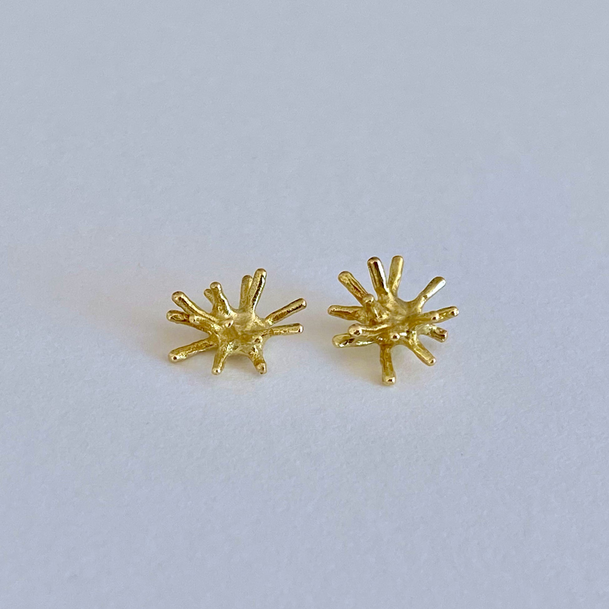 Sea Urchin stud earrings. Handmade 18kt solid gold.